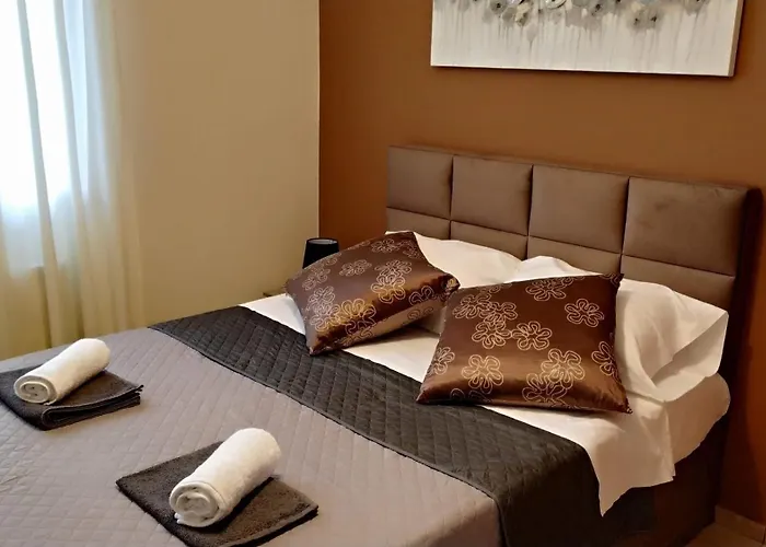 Thalassa Cozy Apartment 1